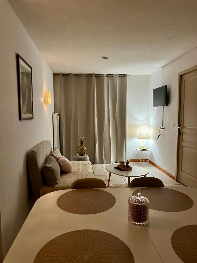Chez Suzette-Residence-Piscine-Sauna Levernois Kültér fotó